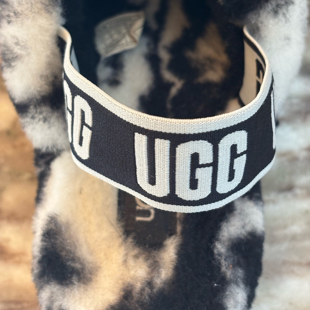 UGG Fluff Yeah Slide Zebra - Picture 7 of 7